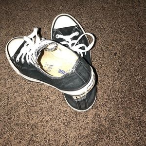 black converse size 6